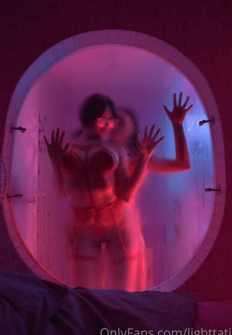 lighttati nude star galleries