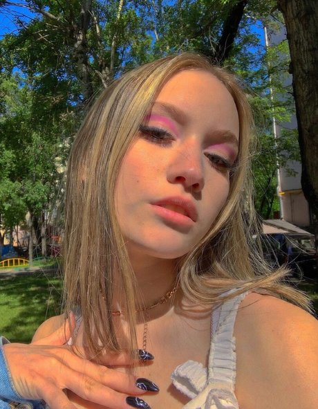 Diana Volynets hd pornstar galleries