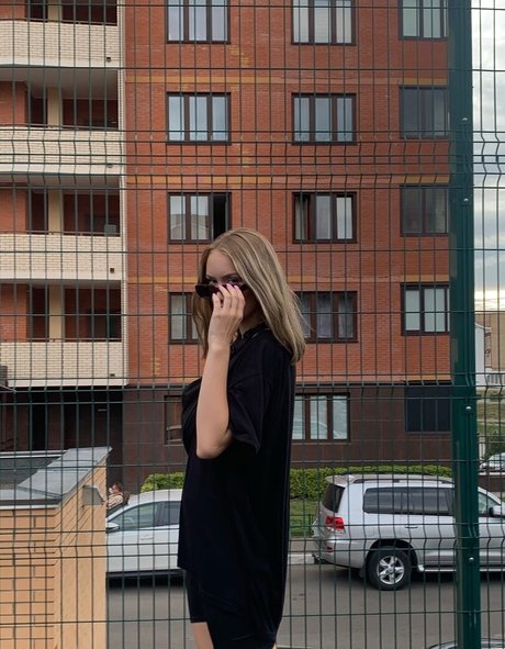 Diana Volynets xxx pornstar photos