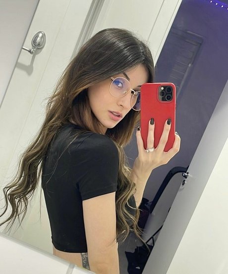 Rafaela Goulart nudes model pics