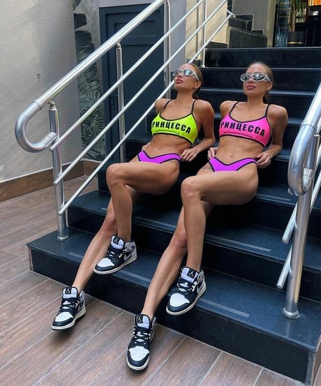 shemale cumshot onlyfans sexy nude picture