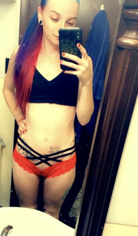 petitepixie69 hot pornstar galleries