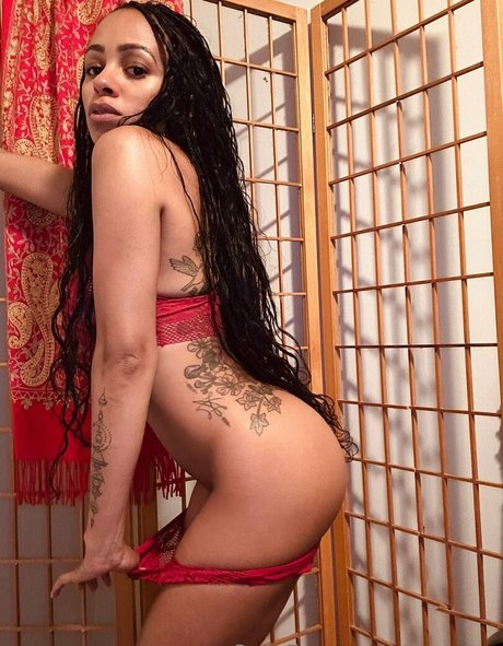 dmv onlyfans beautiful pic