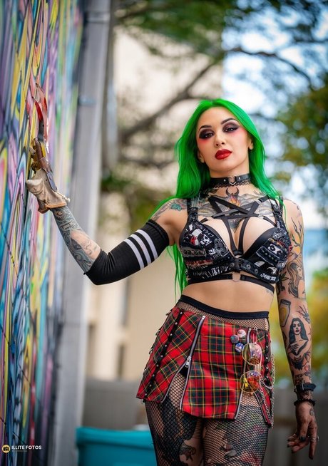 actress onlyfans naked archive