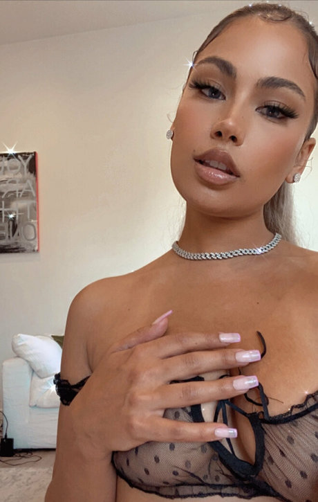 jaderamey pornstar erotic img