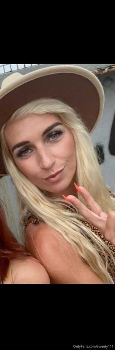 sweetqueen88 model top image