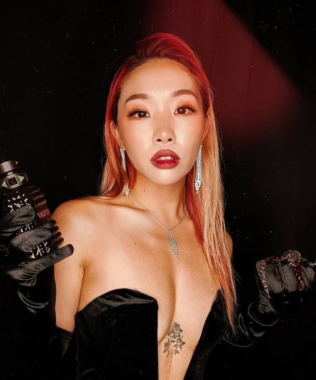 Tiffanie Marie star nude pictures