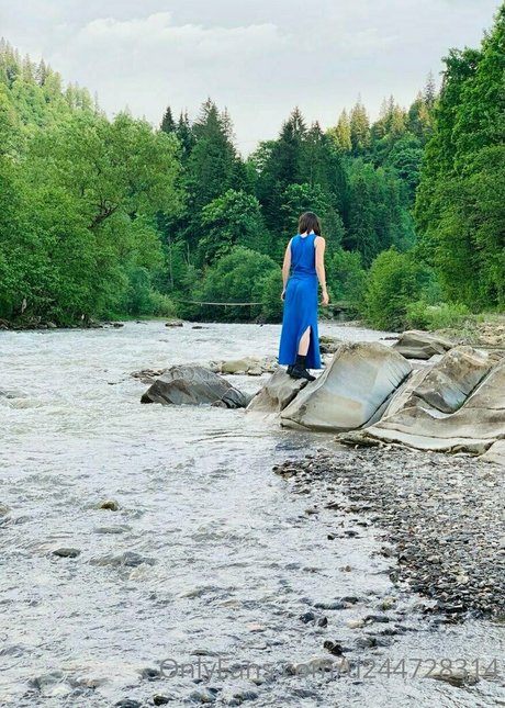 busty bbw onlyfans art nude picture