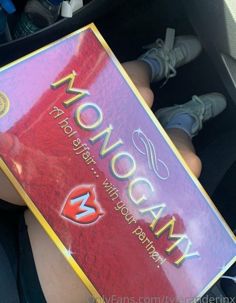 tyleranderinx naked star gallery