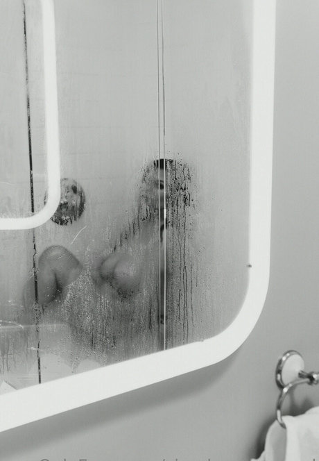 SimplyUncovered pornstar perfect img