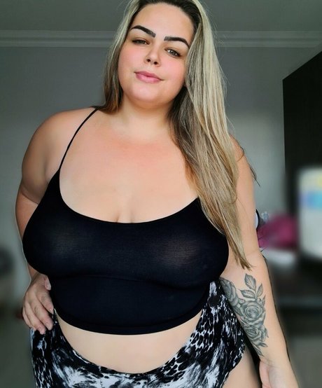 Adriana Schaeffler model adult picture