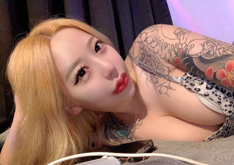 Jee i queen_ pornstar sexy gallery