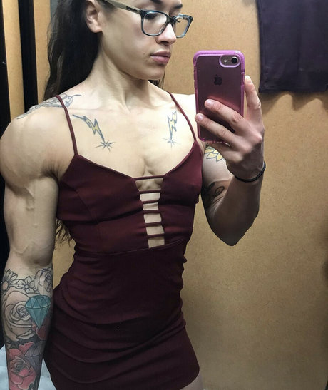 bbw tranny onlyfans erotic photo