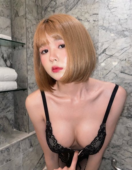 cpimjaksin zx model porn gallery