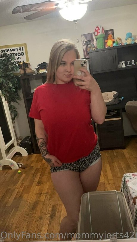 mommyjorts420 pornstar beautiful images