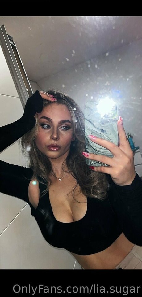 lia sugar top model photo