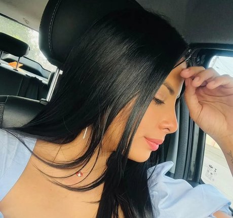 Luisa Espinoza pretty actress photos