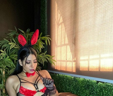 Luisa Espinoza perfect model img