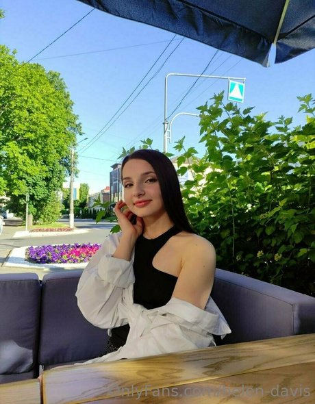 fingering pussy onlyfans hot pics