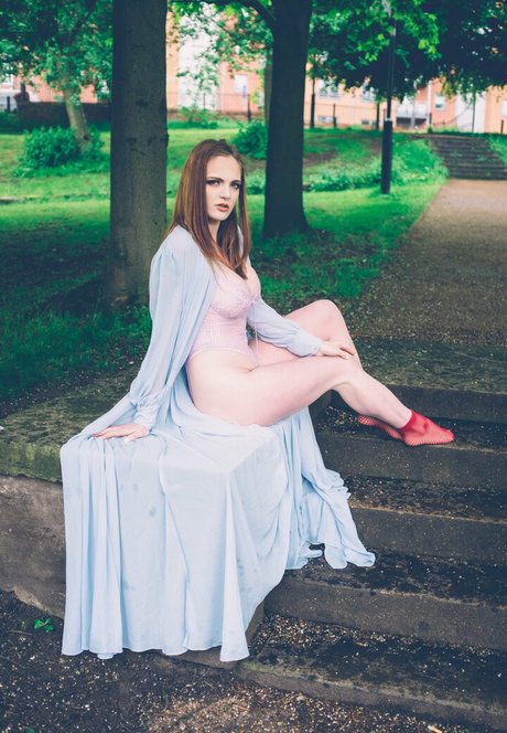 carlyraesummers art actress archive