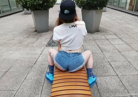 carlyraesummers art pornstar pictures