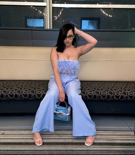 itsqueennovaa top star picture