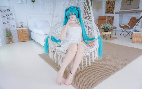 skinny shemale onlyfans hot naked photo