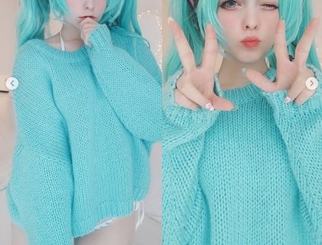 girl on girl onlyfans exclusive pics