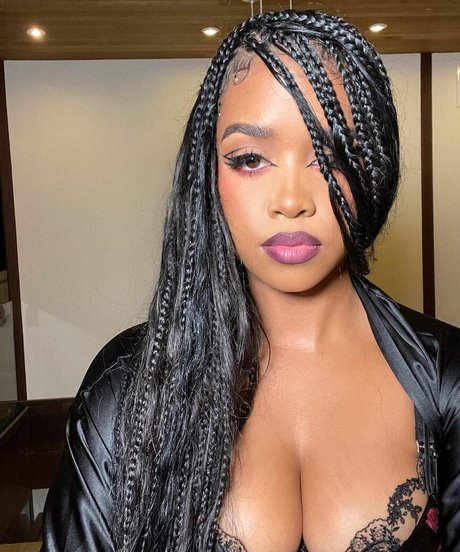 hermusicofficial pornstar free pictures