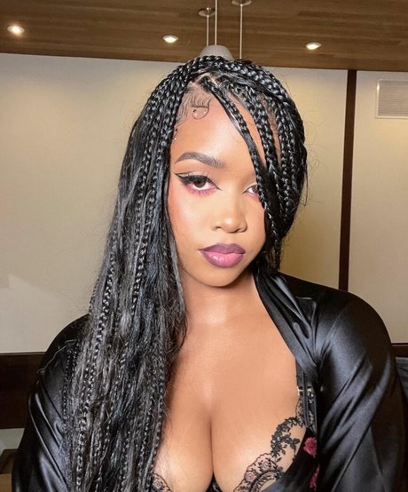 hermusicofficial star pornographic images