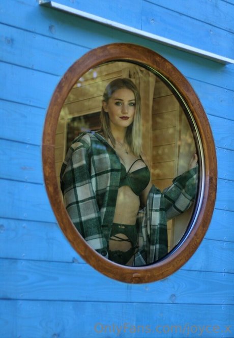 milf glasses onlyfans beautiful nude img