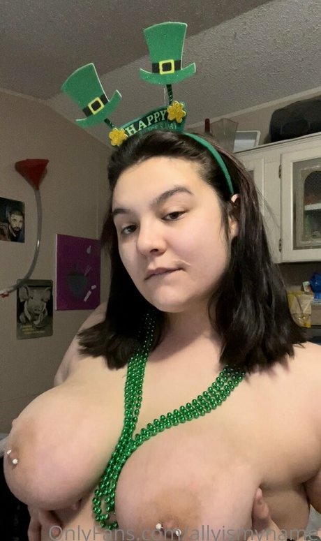 allyismyname perfect star photo