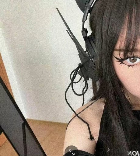 gothkittenxdd star naked photos