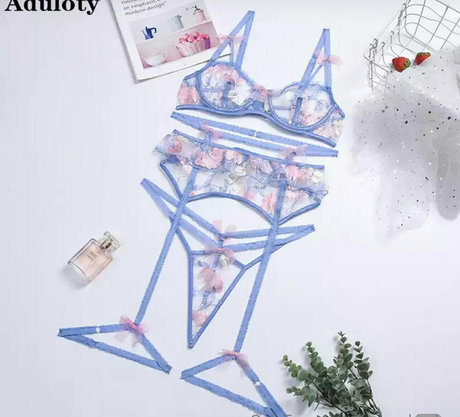 momokimlee pornographic actress archive