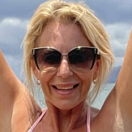 milfainsleedfree art model galleries