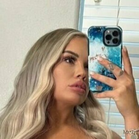 Sophiadeso model xxx photo