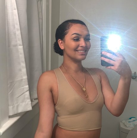 tsyazmin model sexy galleries