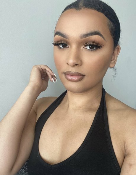 tsyazmin sex star pictures