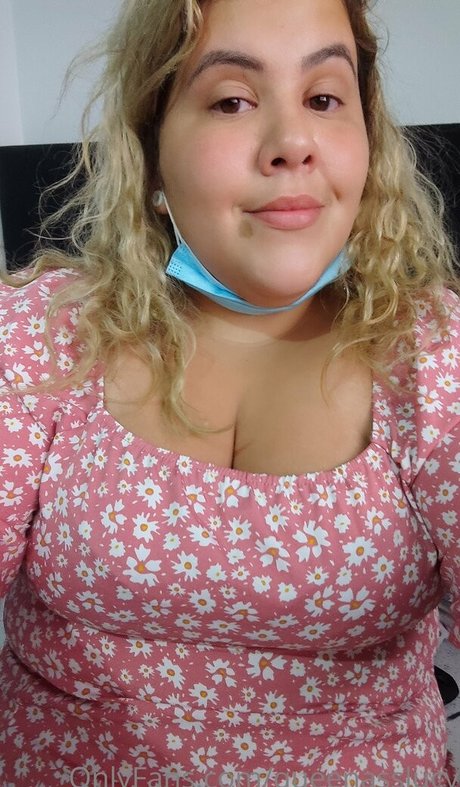 wetbigpussy nude model pics