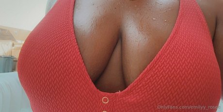 busty bbw onlyfans exclusive images