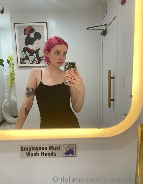 blonde secretary onlyfans pornos photos