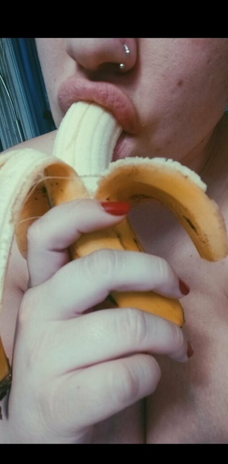 hairy legs onlyfans hd images