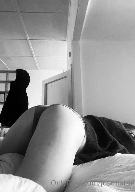 famous nude onlyfans hd img