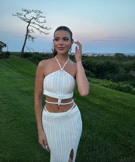 Ella Mendelsohn porn star img