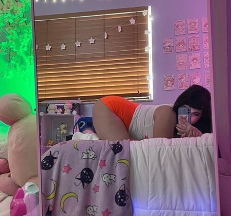 okay kylie nudes model archive