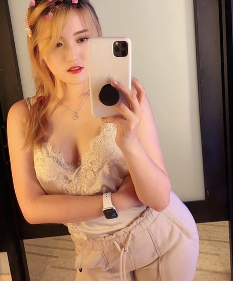 shemale fucks girl onlyfans pretty image