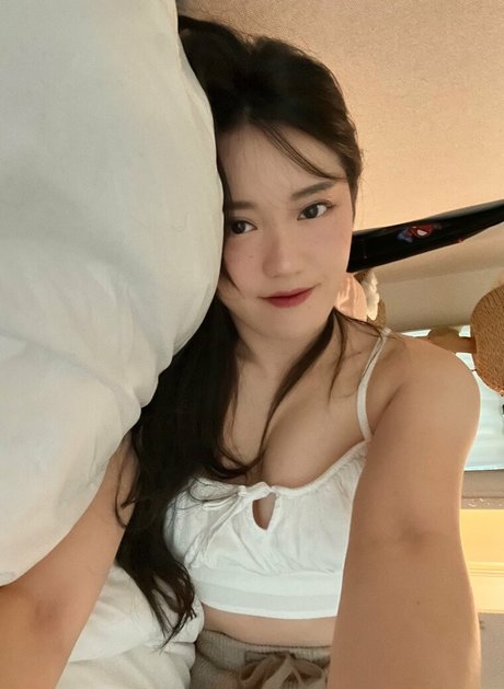 curvy nude onlyfans free sexy img