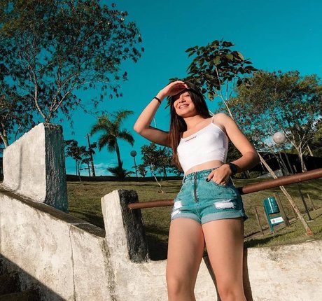 girl on girl onlyfans beautiful xxx pic