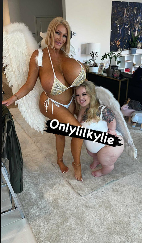 blonde princess onlyfans beautiful naked picture