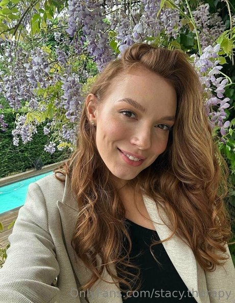 horny girls onlyfans nude picture